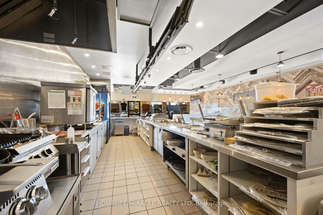 353, Duckworth, Grove East, Barrie