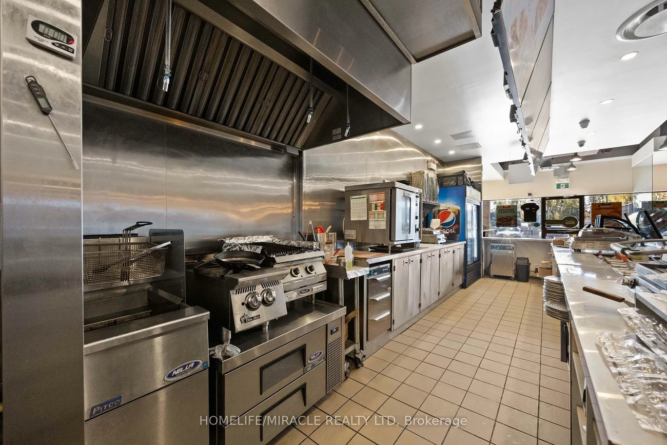 353, Duckworth, Grove East, Barrie