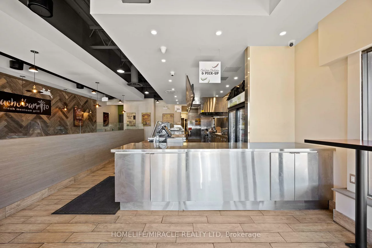 353, Duckworth, Grove East, Barrie