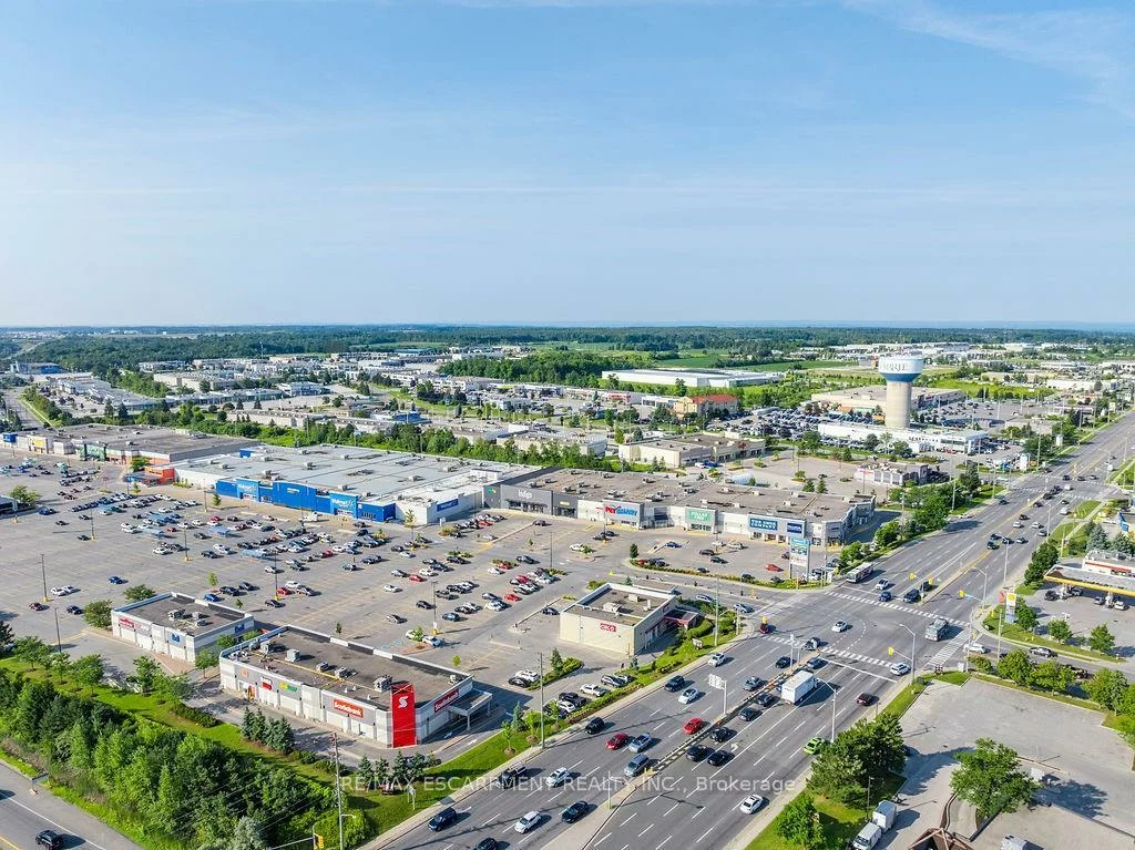 501, Bryne, 400 West, Barrie