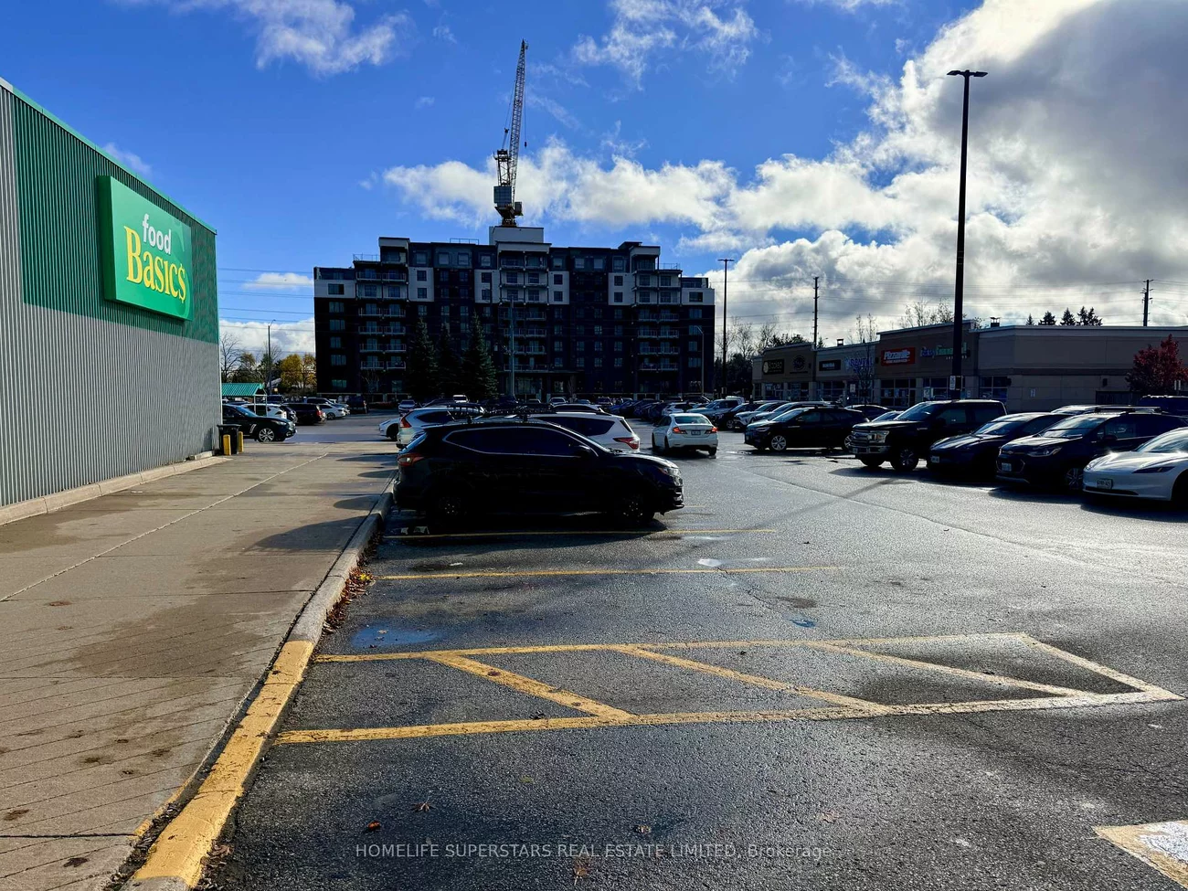 555, Essa, Holly, Barrie