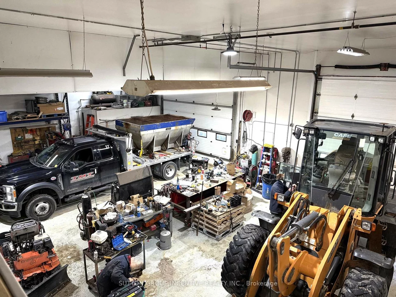 218, Lockhart, 400 East, Barrie