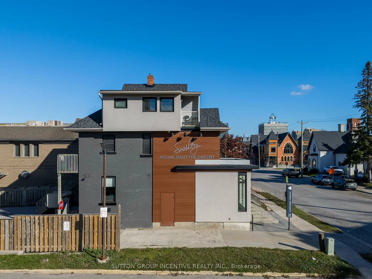 18, Worsley, City Centre, Barrie