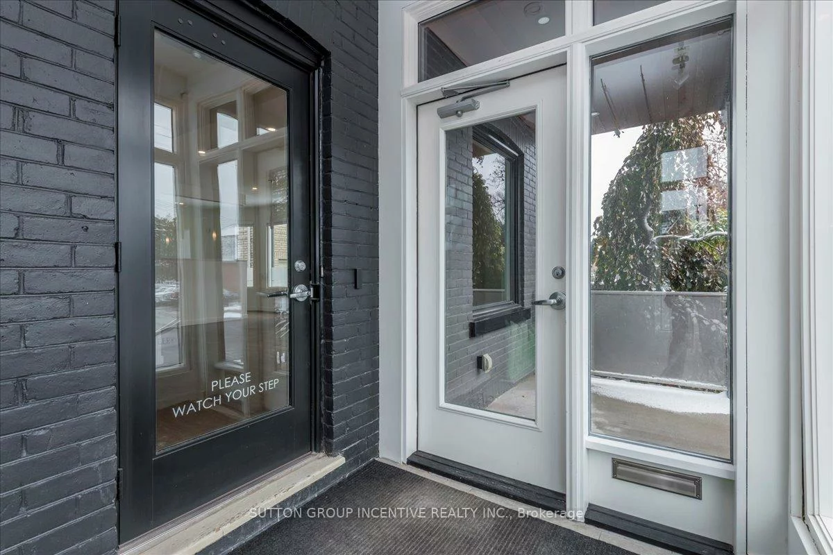 18, Worsley, City Centre, Barrie