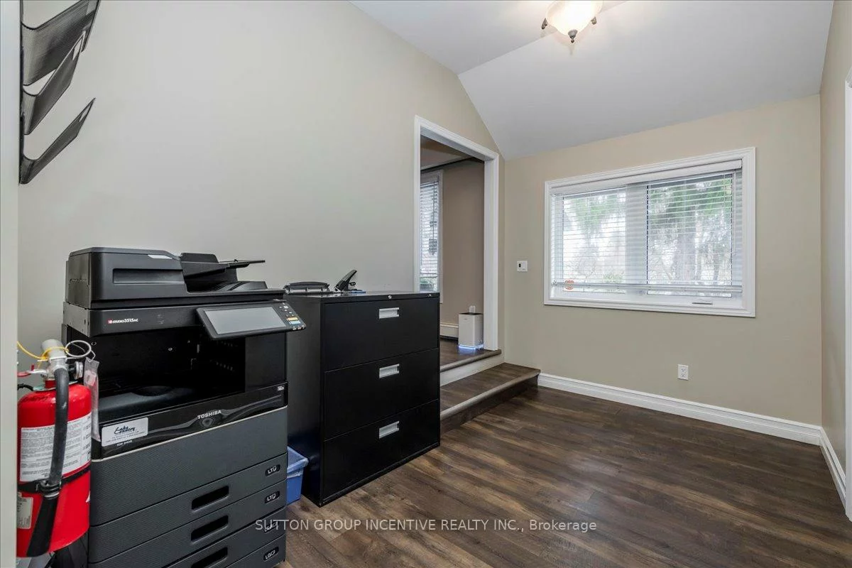 381-387, Mapleview, Holly, Barrie