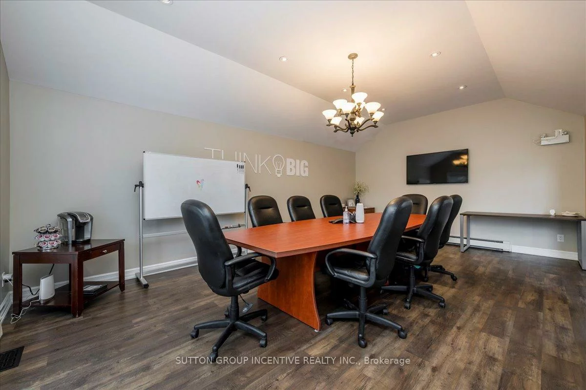 381-387, Mapleview, Holly, Barrie