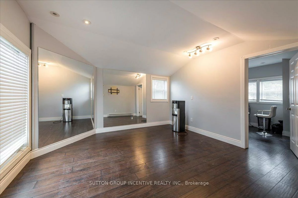 381-387, Mapleview, Holly, Barrie