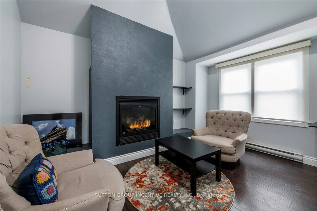 381-387, Mapleview, Holly, Barrie