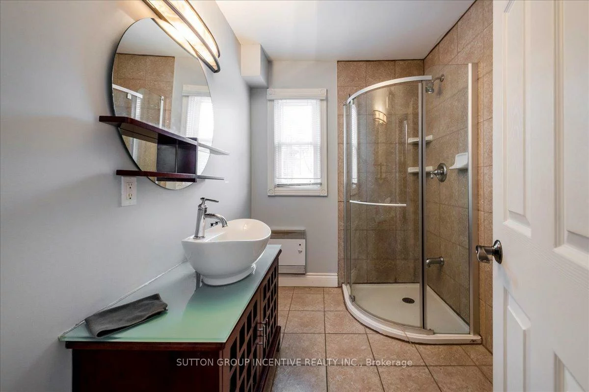 381-387, Mapleview, Holly, Barrie