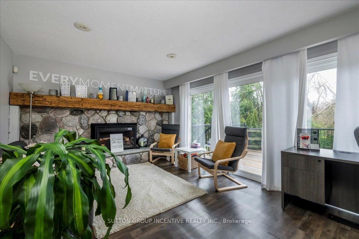 381-387, Mapleview, Holly, Barrie