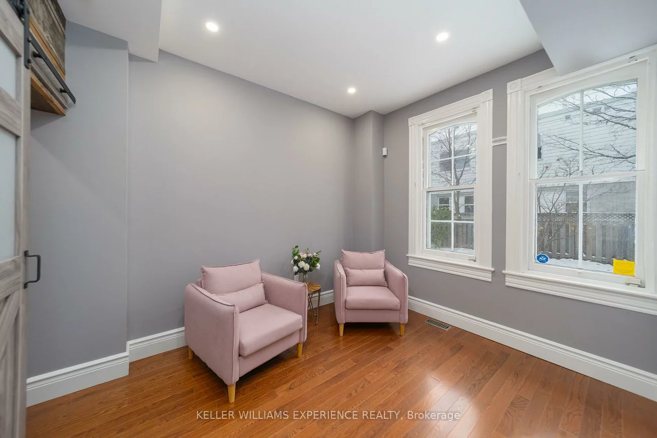 72, High, Queen's Park, Barrie