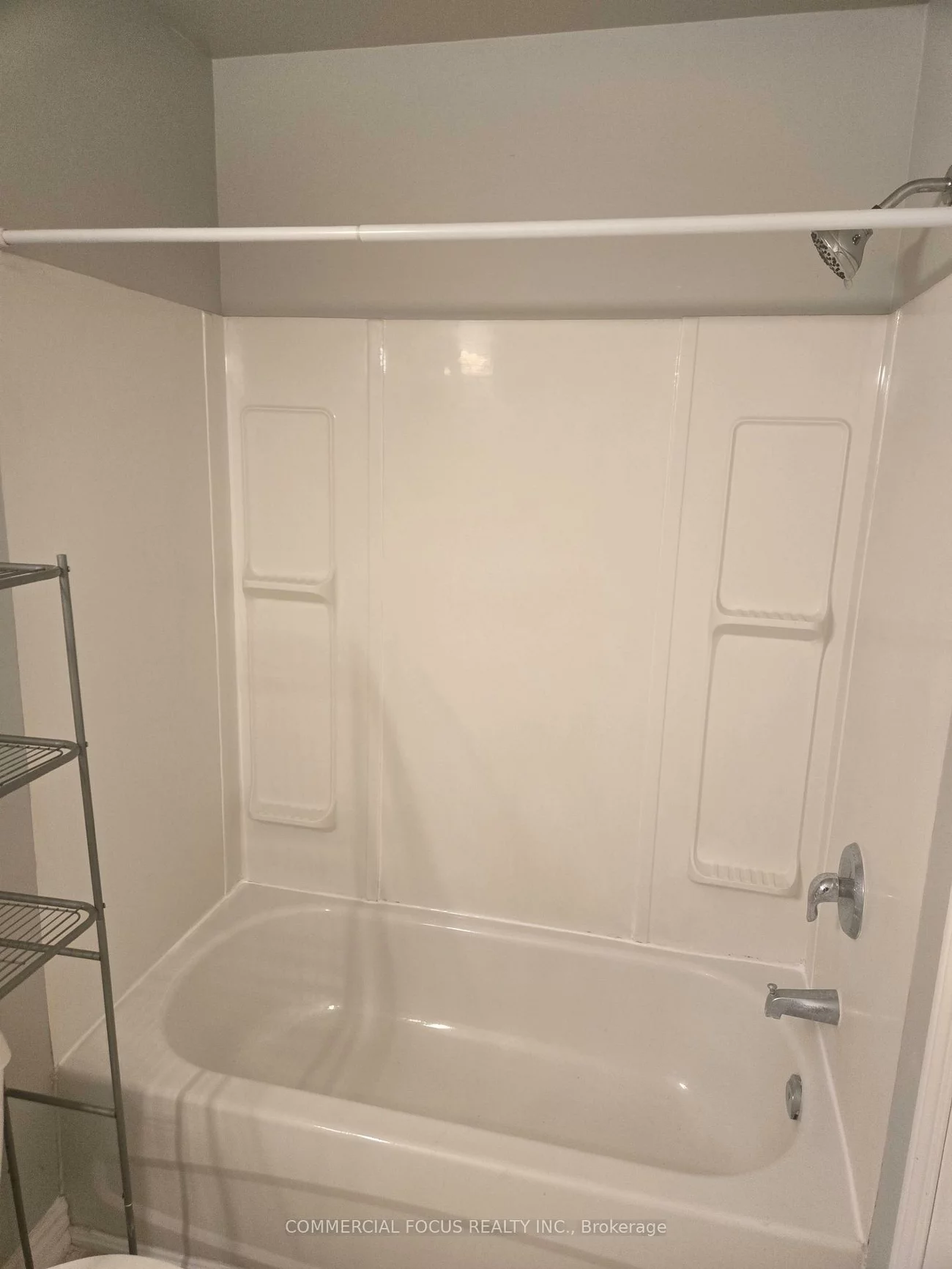 19, Dunlop, City Centre, Barrie