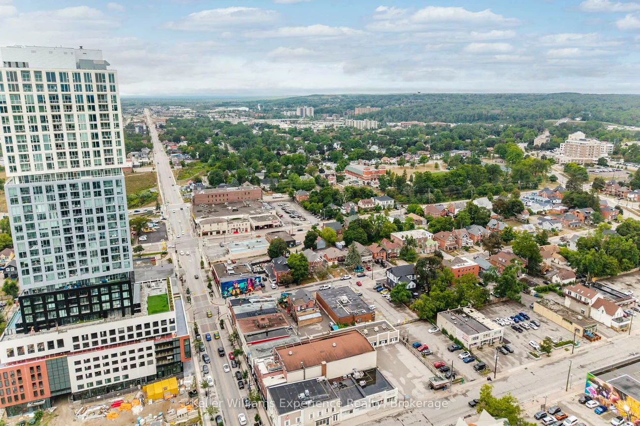 49, Mary, City Centre, Barrie