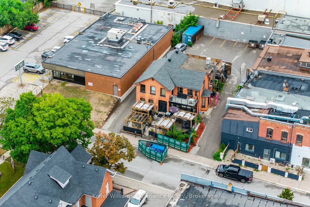 49, Mary, City Centre, Barrie