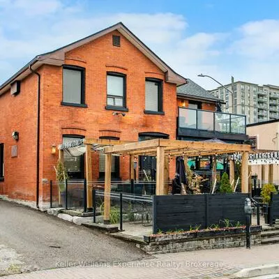 49, Mary, City Centre, Barrie