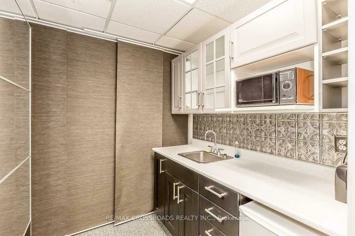 50, Dunlop, City Centre, Barrie