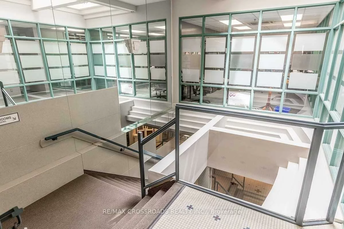 50, Dunlop, City Centre, Barrie