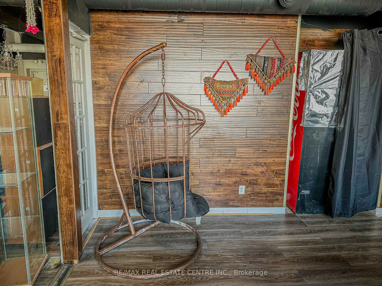 94, Dunlop, City Centre, Barrie