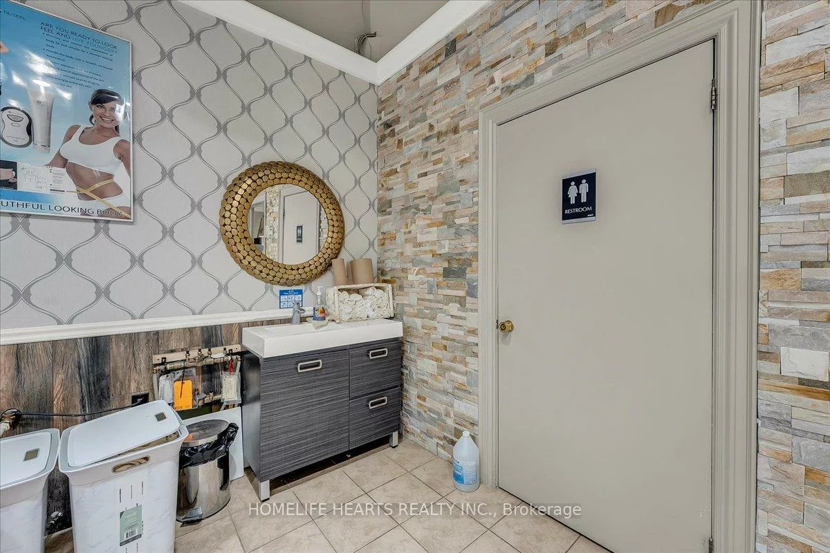 347, Bayfield, Bayfield, Barrie