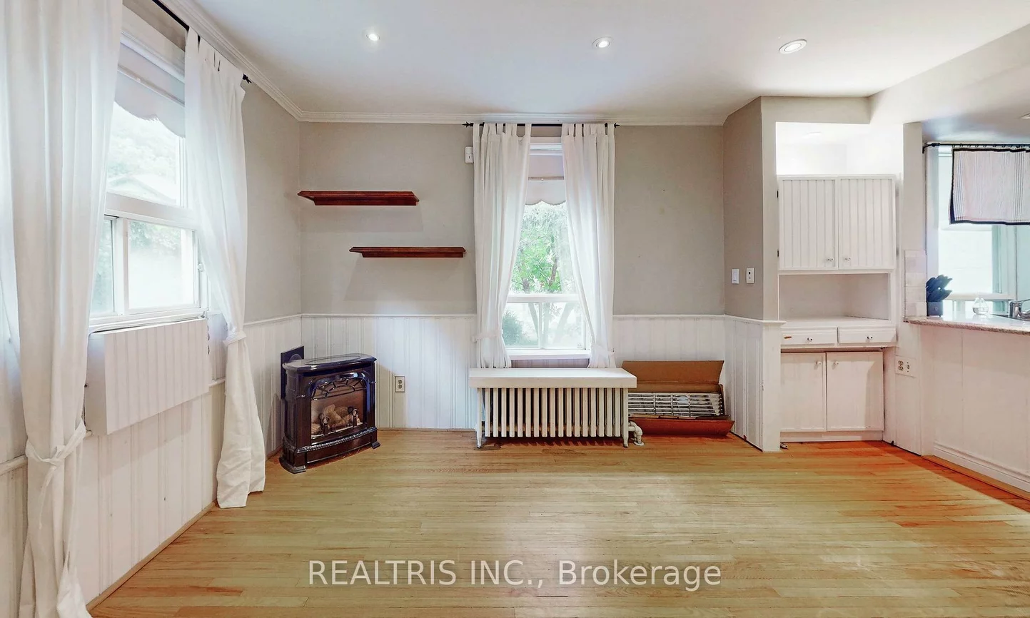 149, Worsley, City Centre, Barrie