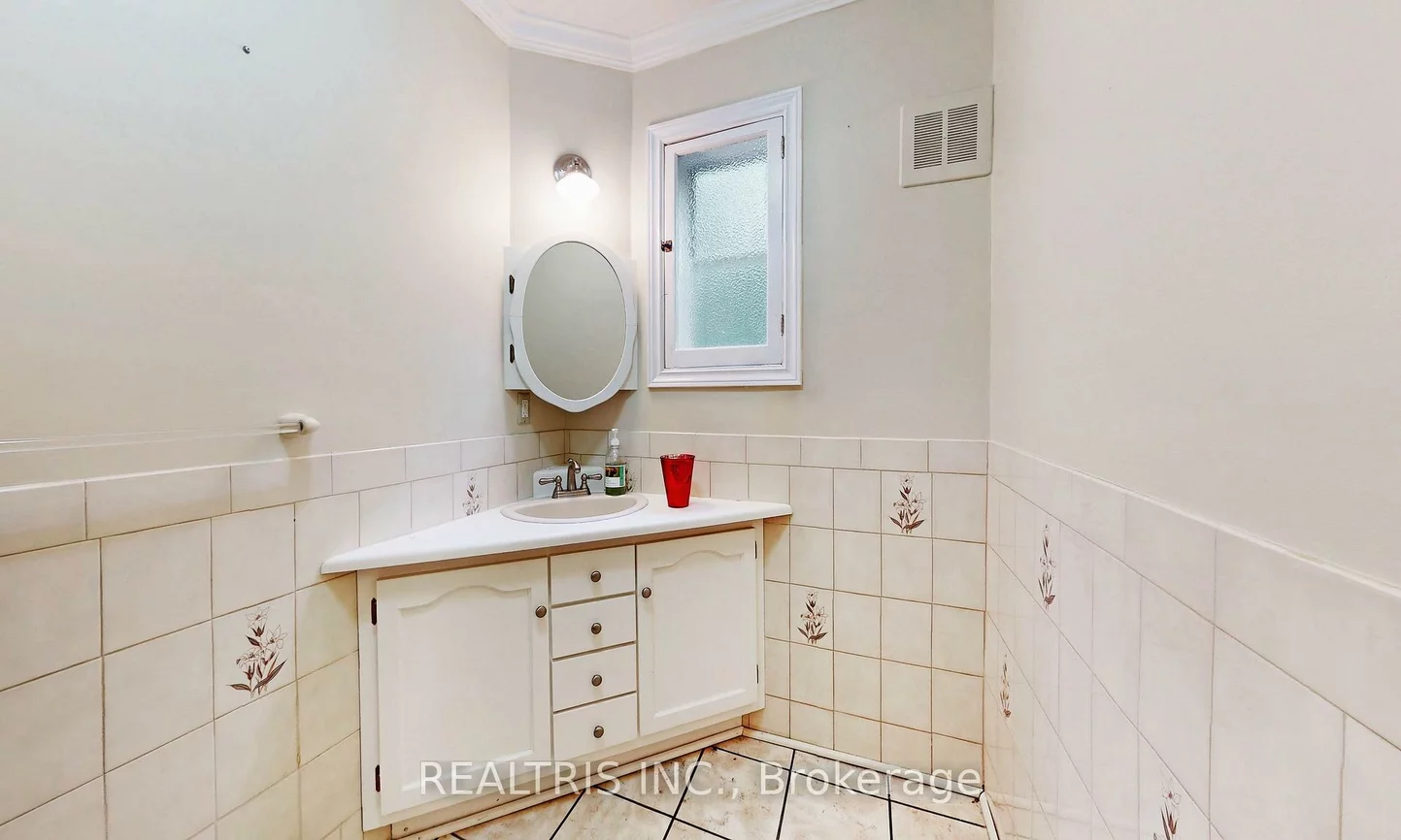 149, Worsley, City Centre, Barrie