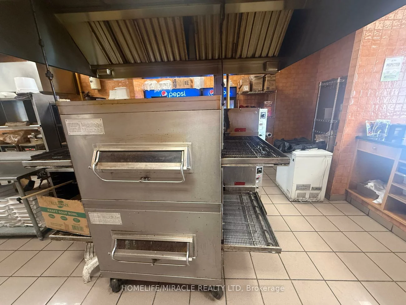 7, Anne, Queen's Park, Barrie