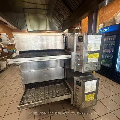 7, Anne, Queen's Park, Barrie