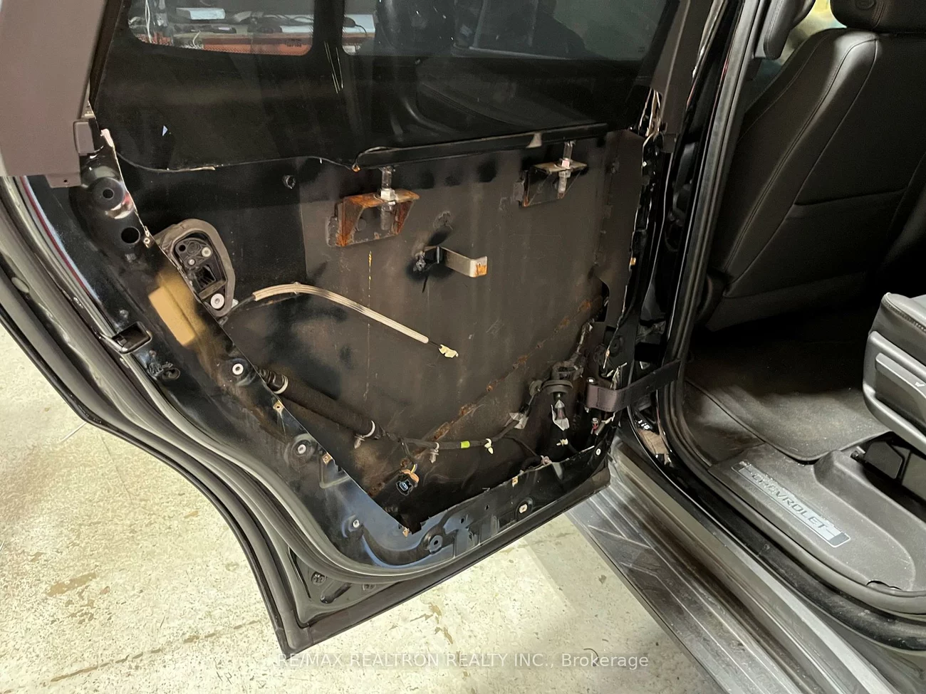 31, Saunders, 400 East, Barrie