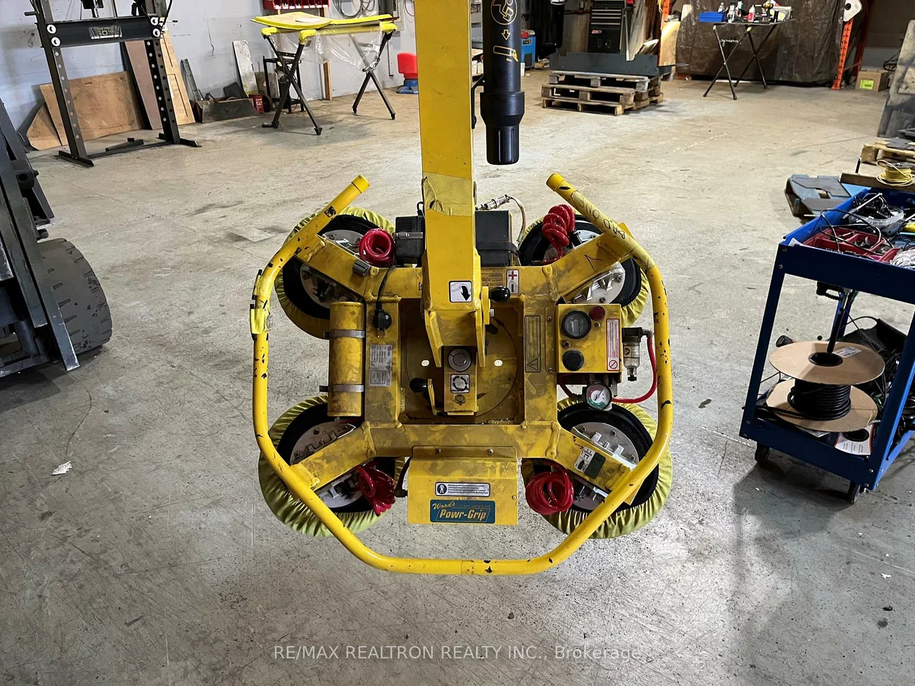 31, Saunders, 400 East, Barrie