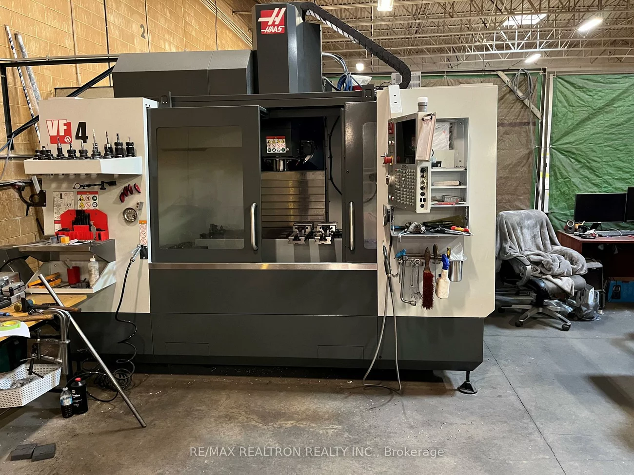 31, Saunders, 400 East, Barrie