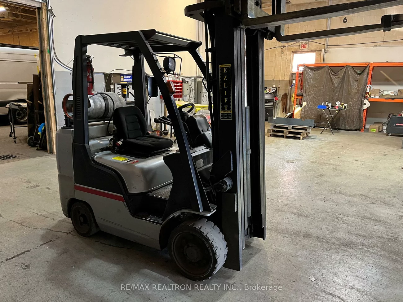 31, Saunders, 400 East, Barrie