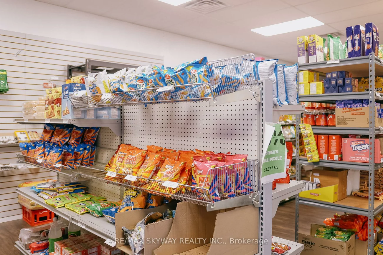 221, Cundles, Cundles East, Barrie