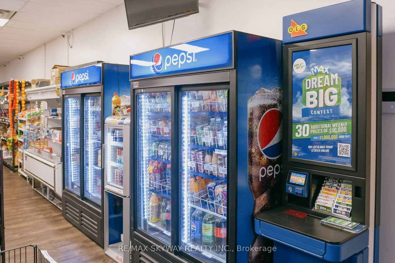 221, Cundles, Cundles East, Barrie