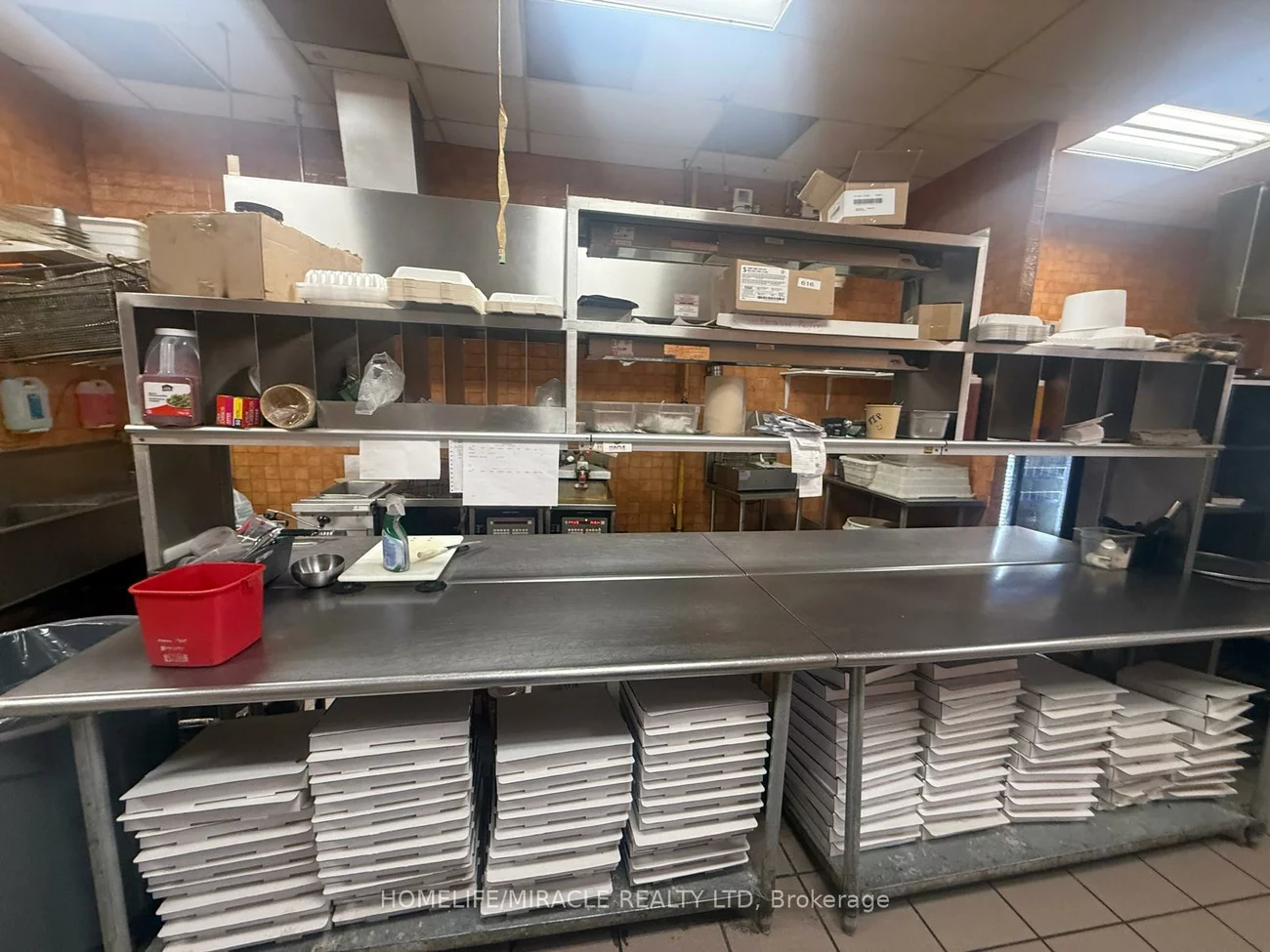 7, Anne, Queen's Park, Barrie