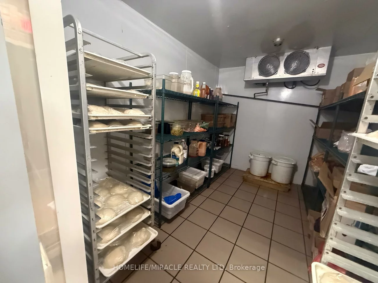 7, Anne, Queen's Park, Barrie