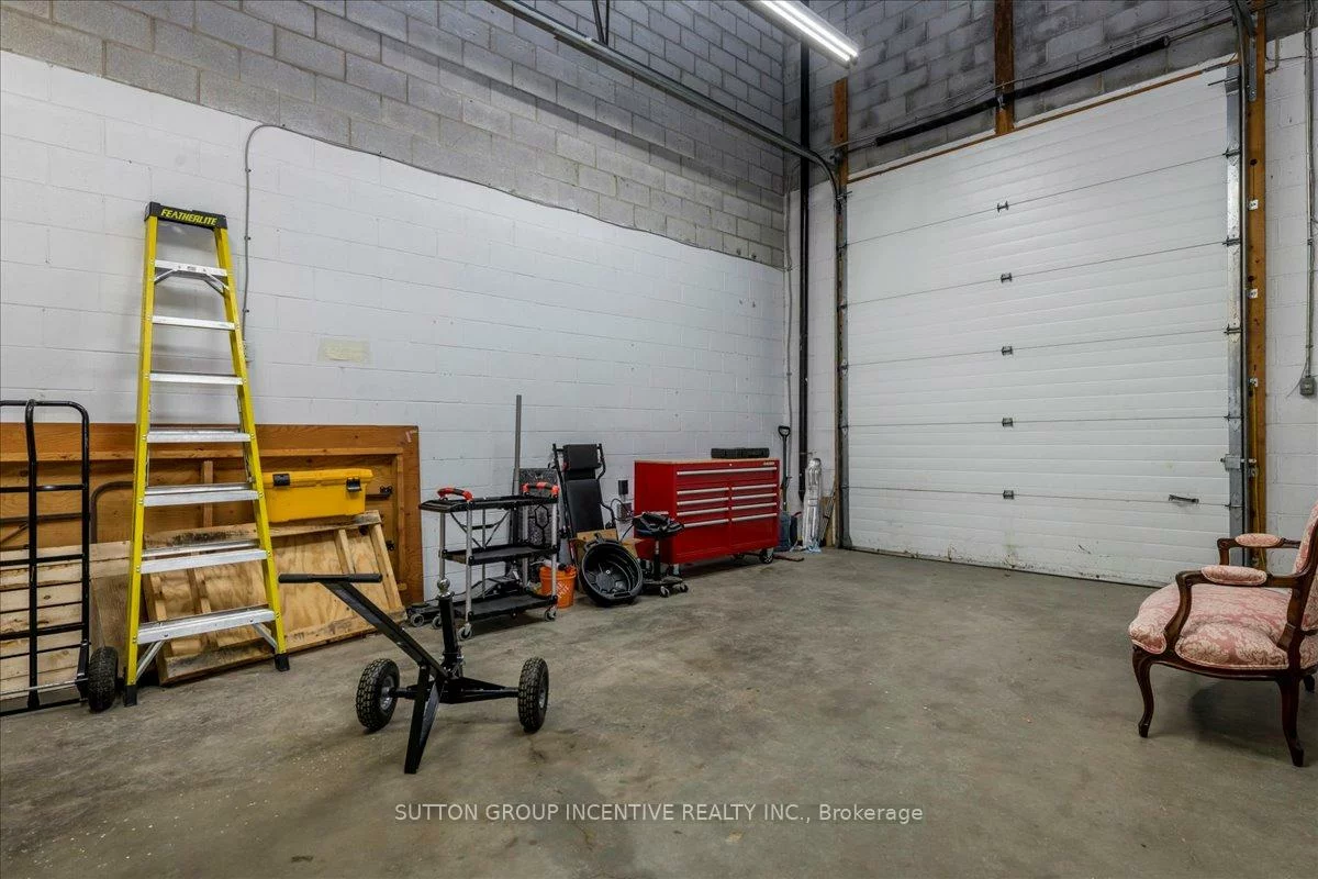 11, Patterson, 400 North, Barrie