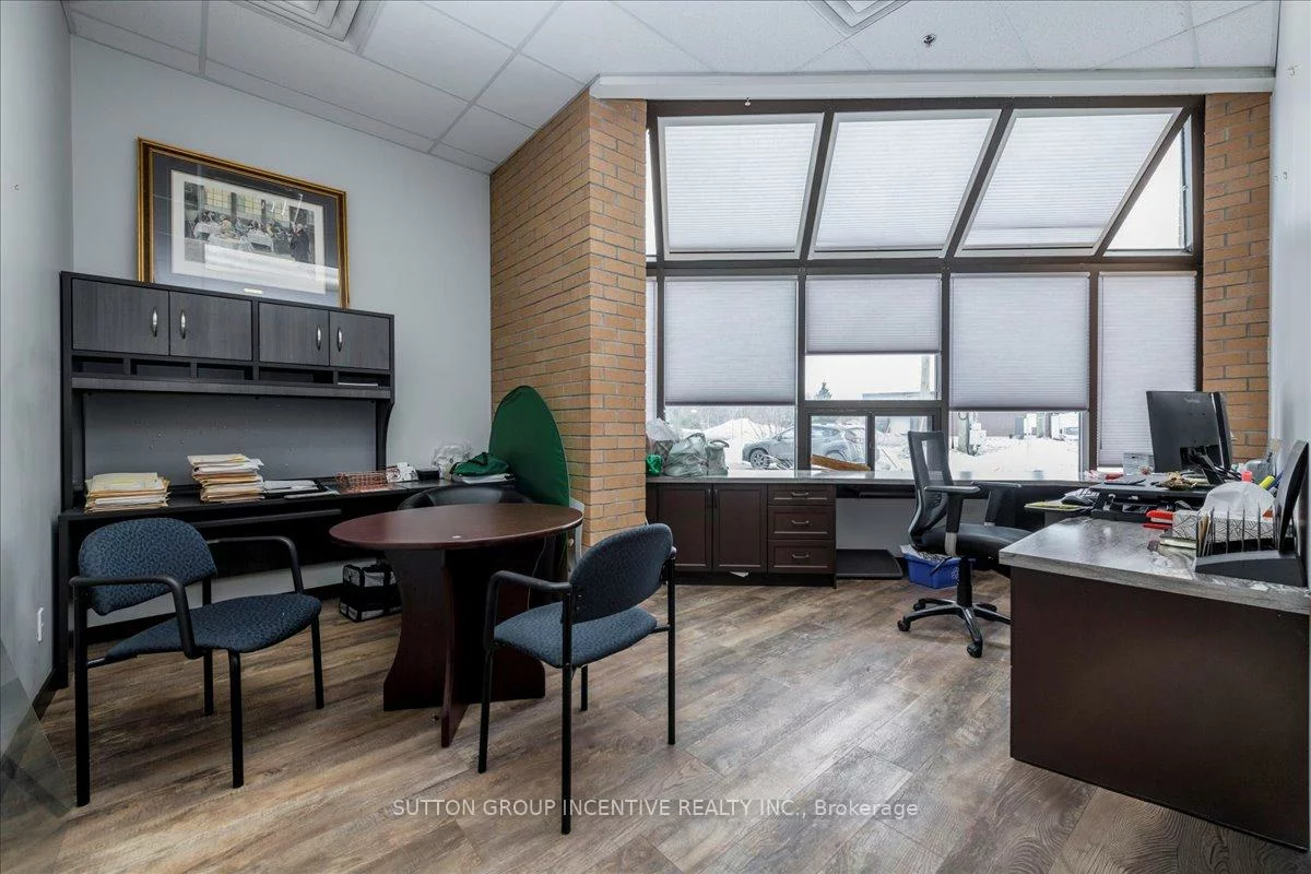 11, Patterson, 400 North, Barrie