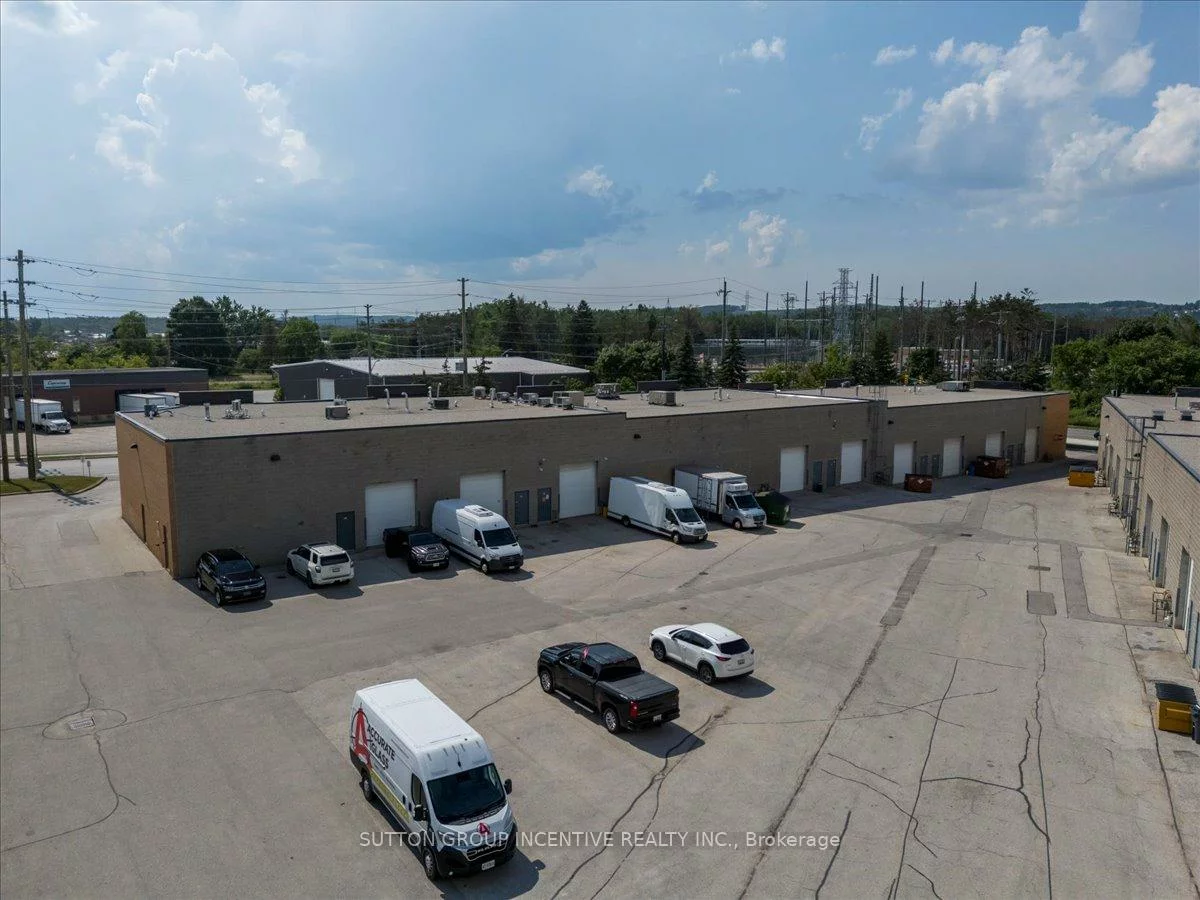 11, Patterson, 400 North, Barrie