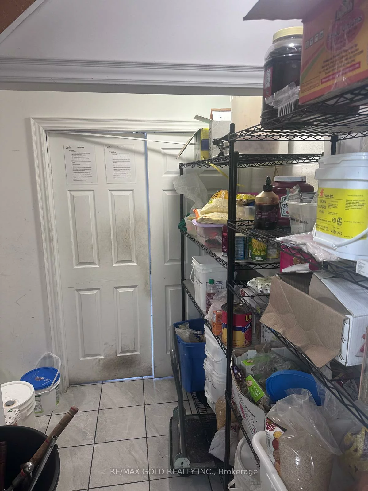 25, SAUNDERS, 400 East, Barrie