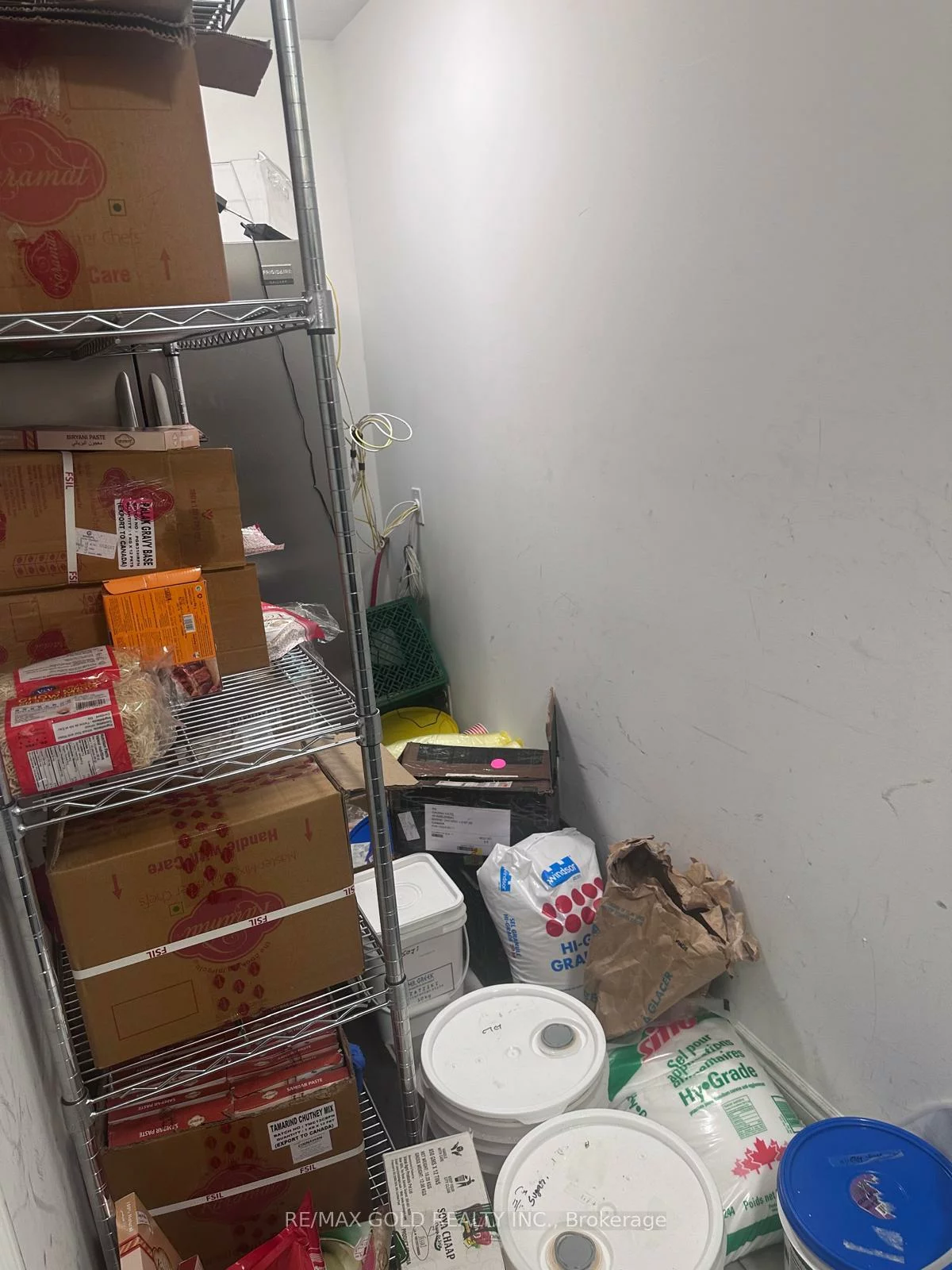 25, SAUNDERS, 400 East, Barrie