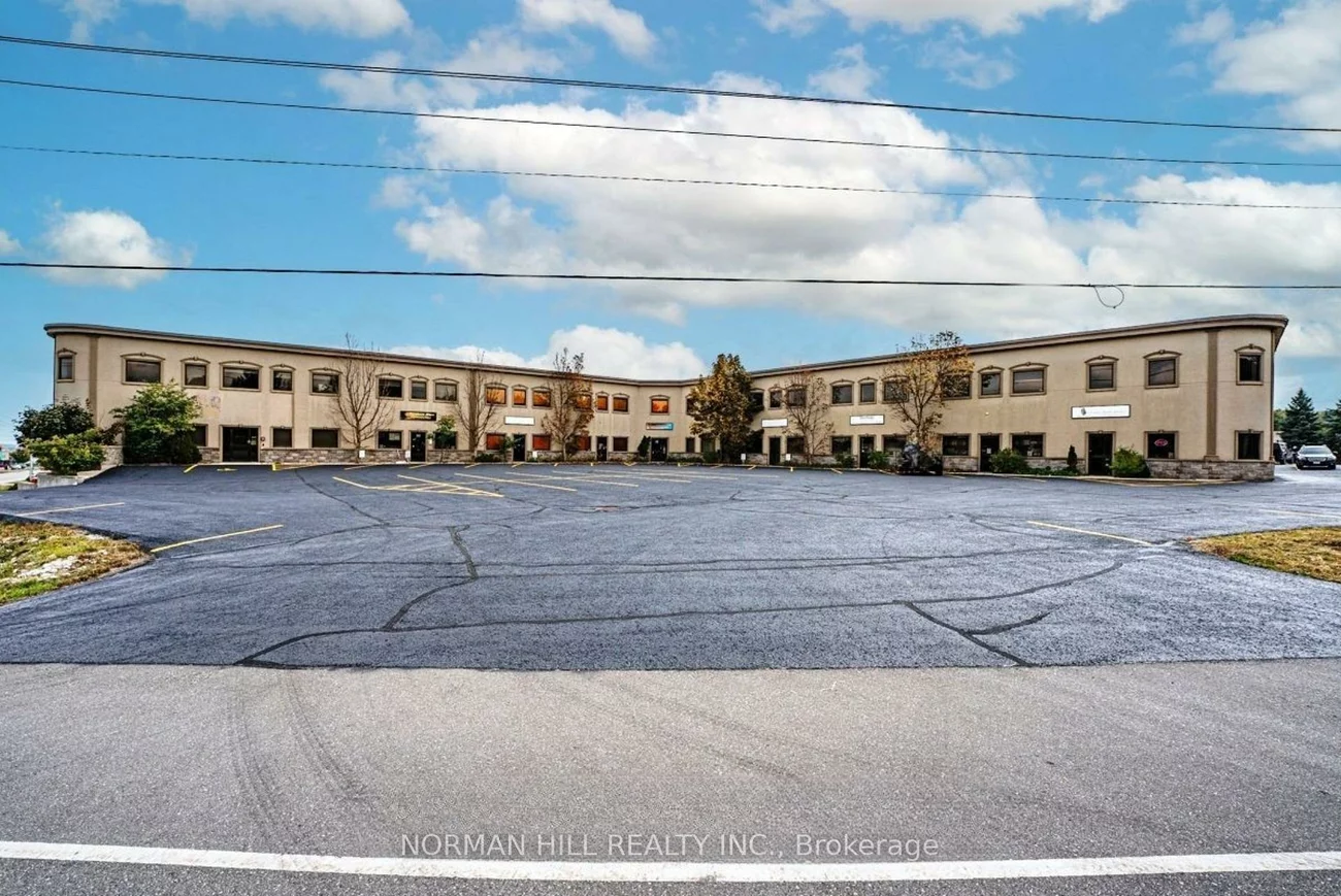 27, Hooper, 400 East, Barrie