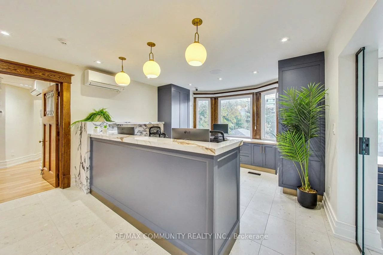 123, Collier, City Centre, Barrie