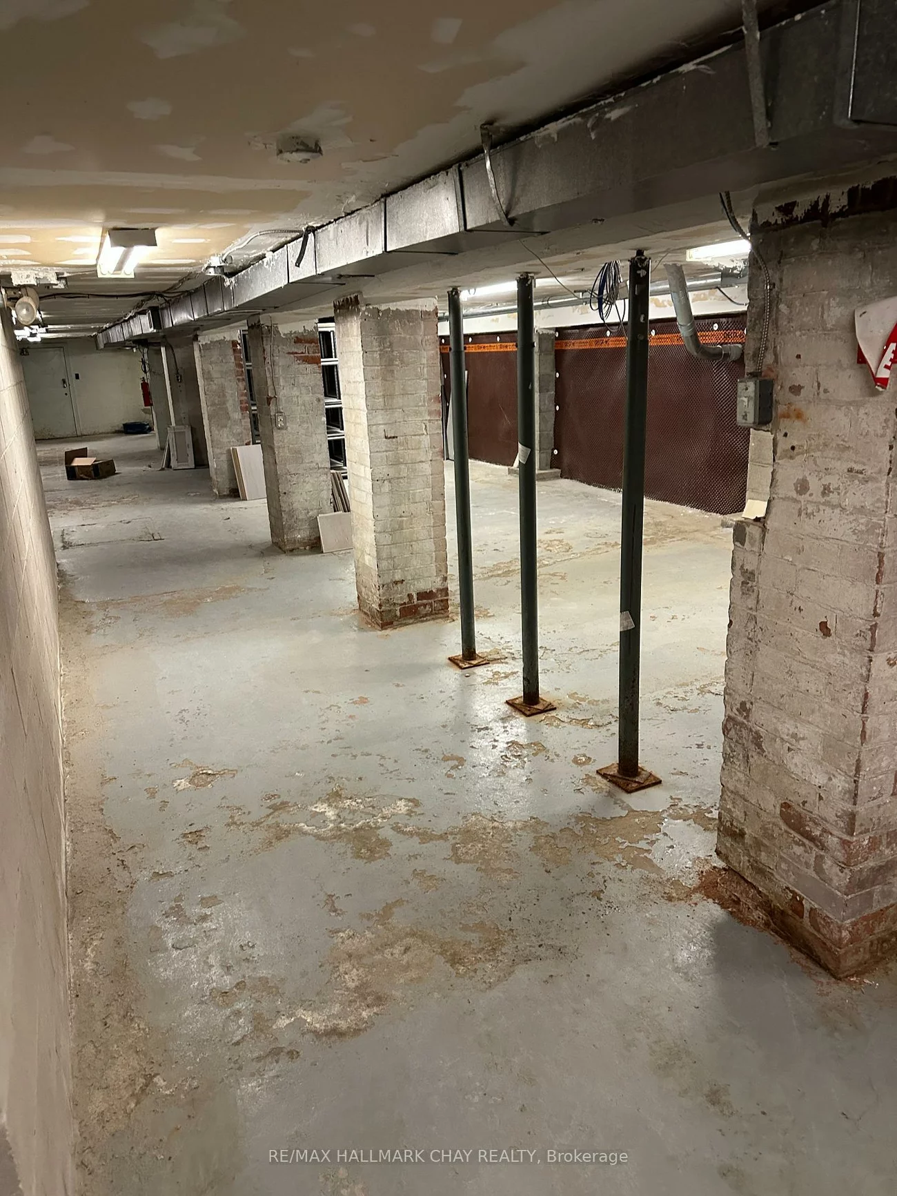 64, Dunlop, City Centre, Barrie