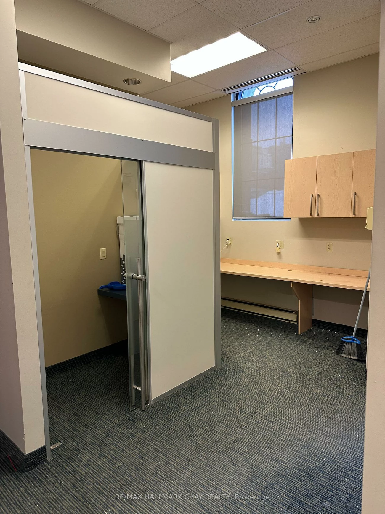 64, Dunlop, City Centre, Barrie