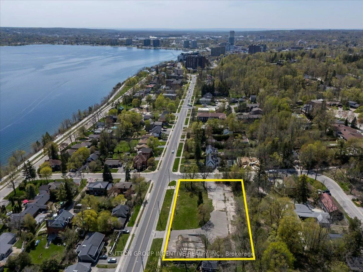 114, Blake, North Shore, Barrie