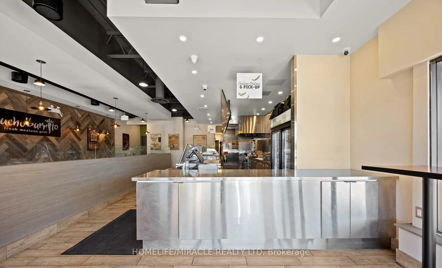 353, Duckworth, Grove East, Barrie