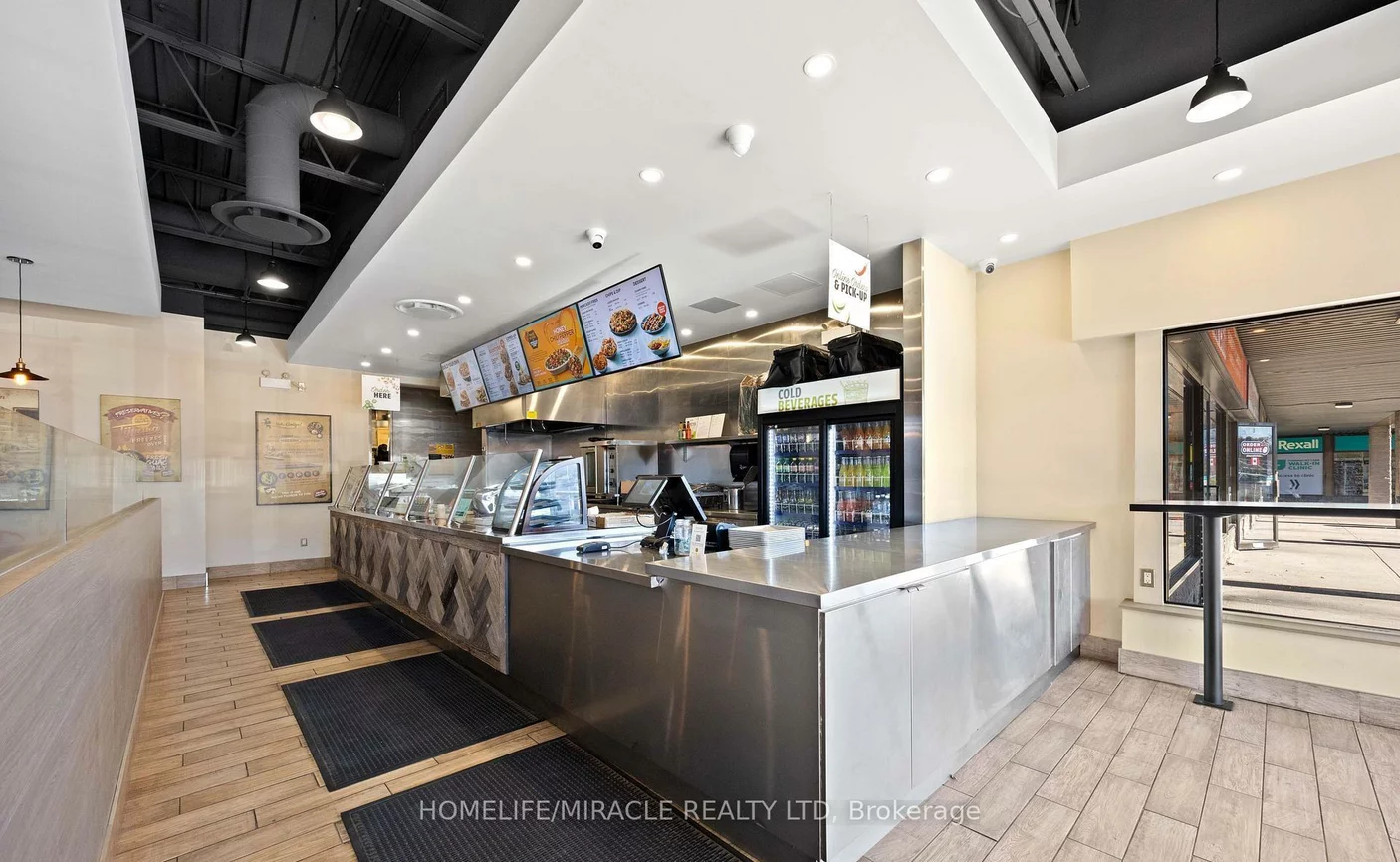 353, Duckworth, Grove East, Barrie