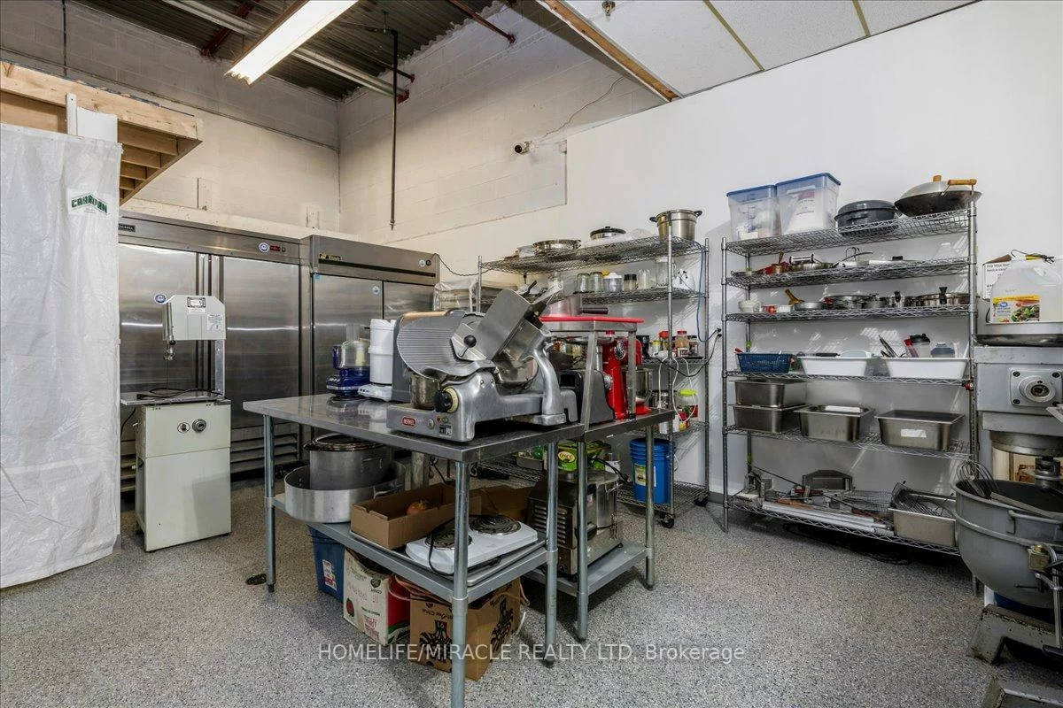 5, Bell Farm, Wellington, Barrie