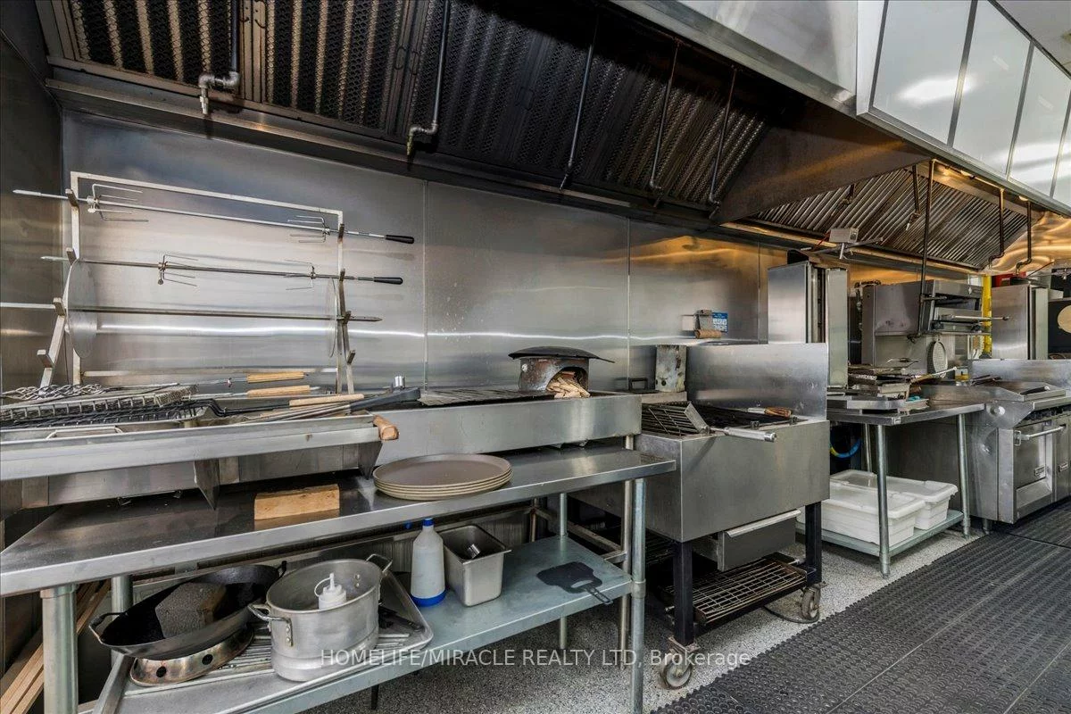 5, Bell Farm, Wellington, Barrie