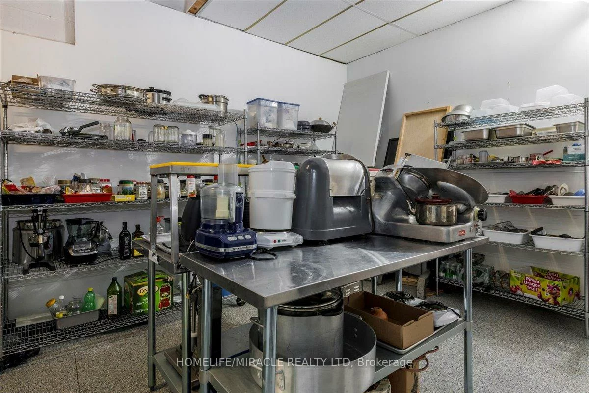 5, Bell Farm, Wellington, Barrie